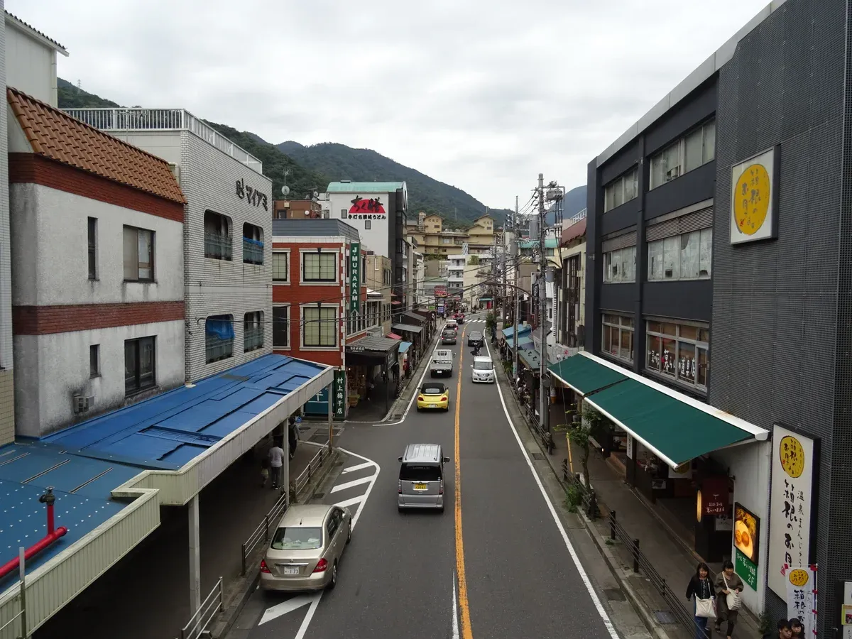 The main street of Hakone-Yumoto, a base for a 2-day trip from Tokyo to Hakone